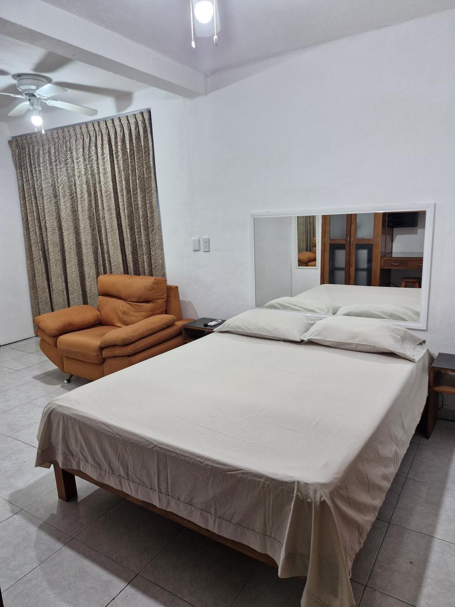 Ferienwohnung Las Margaritas Casa De Huespedes Cancún Exterior foto